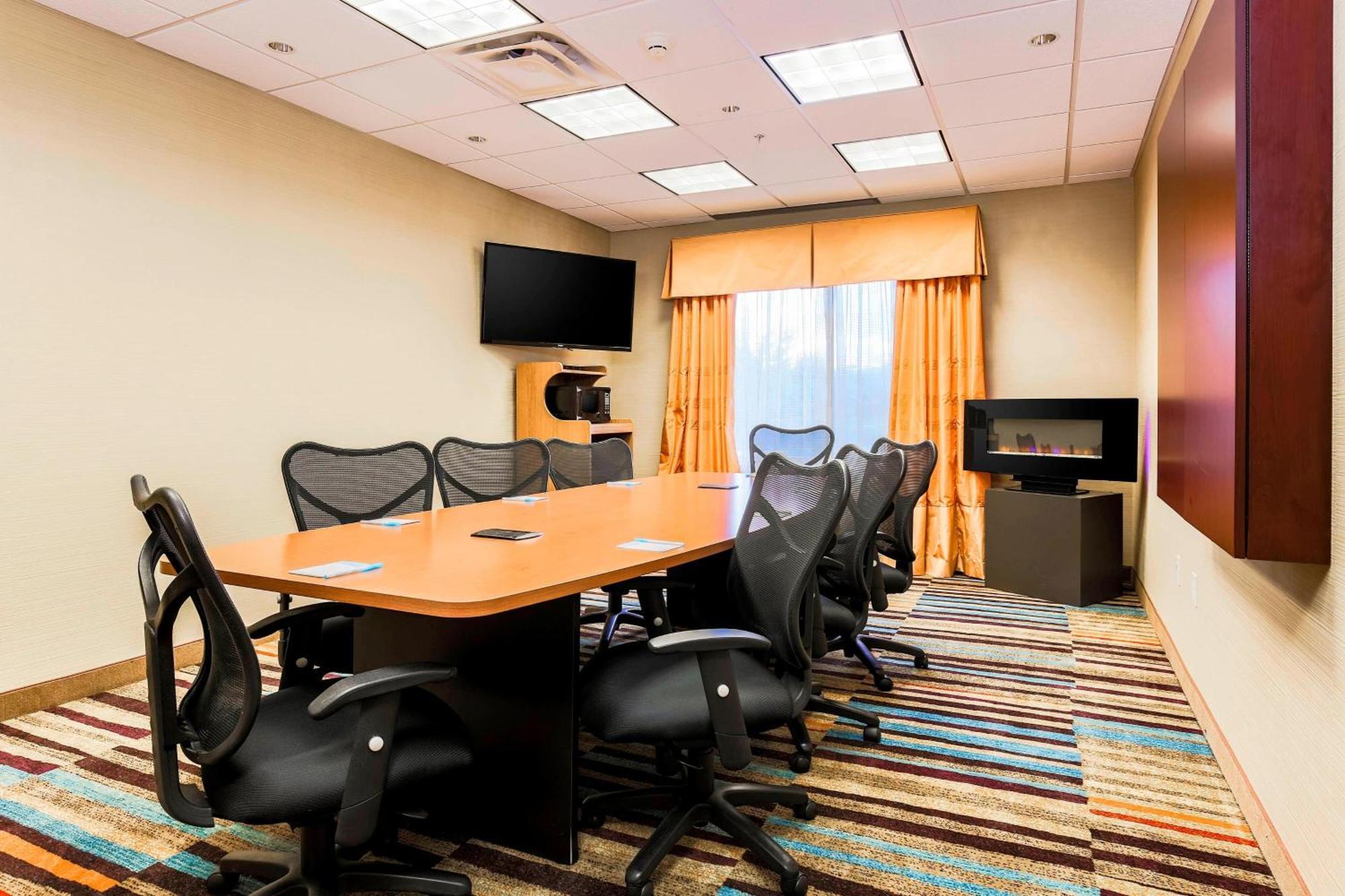 Fairfield By Marriott 3*